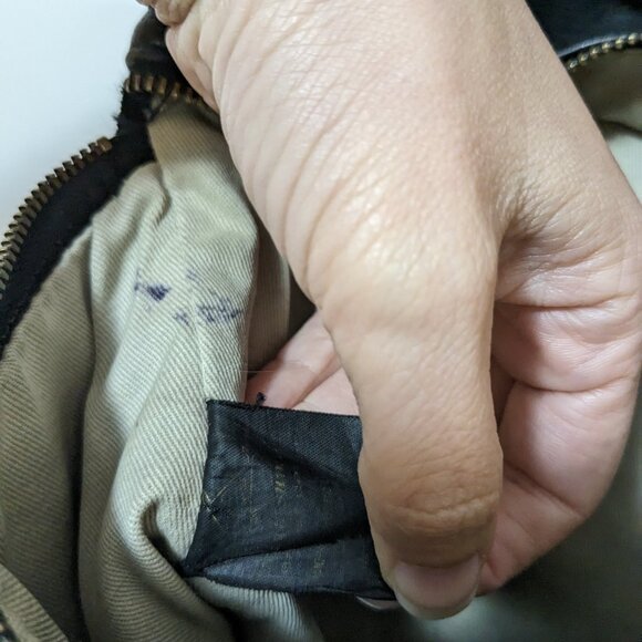 Vintage Genuine Leather Purse with Asymmetric Flap Black - Picture 3 of 7